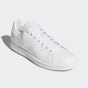 Adidas Stan Smith all white (size 6.5 M / 7.5 W)